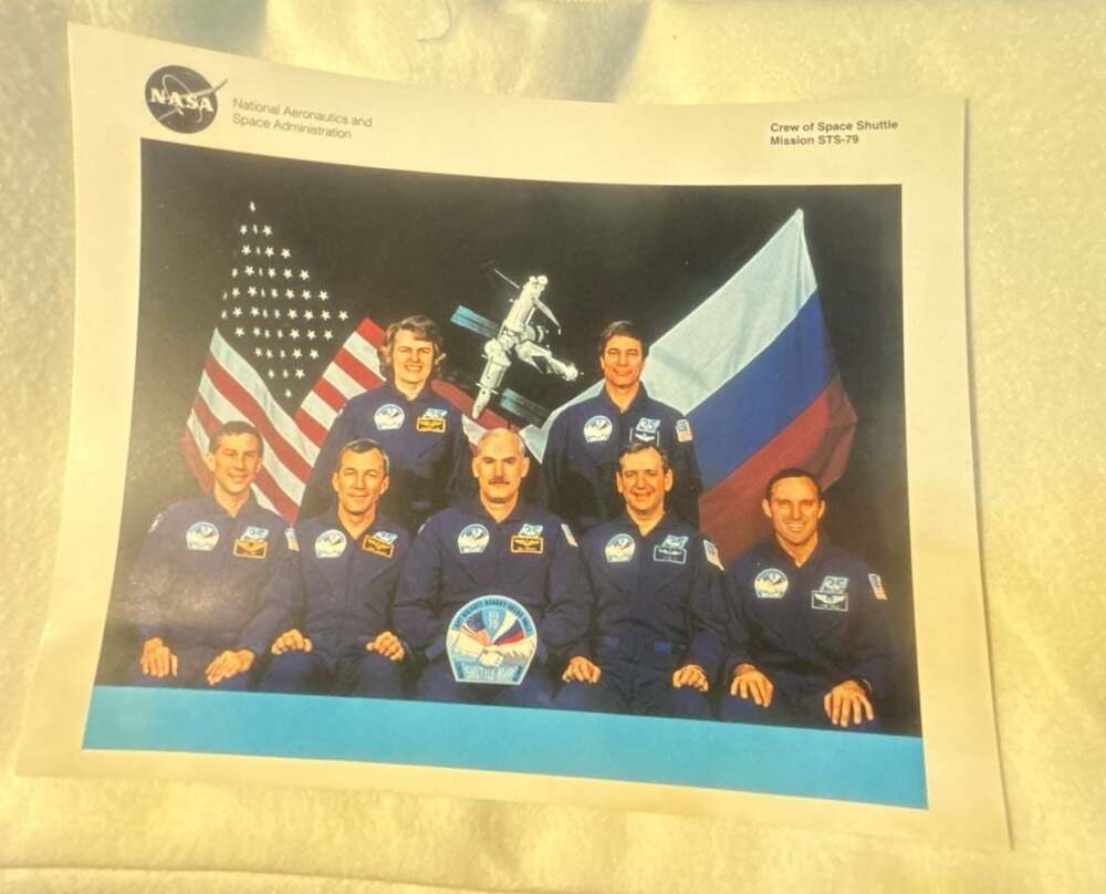 NASA Space Shuttle Mission STS-79 Crew Official Photo and Information Sheet